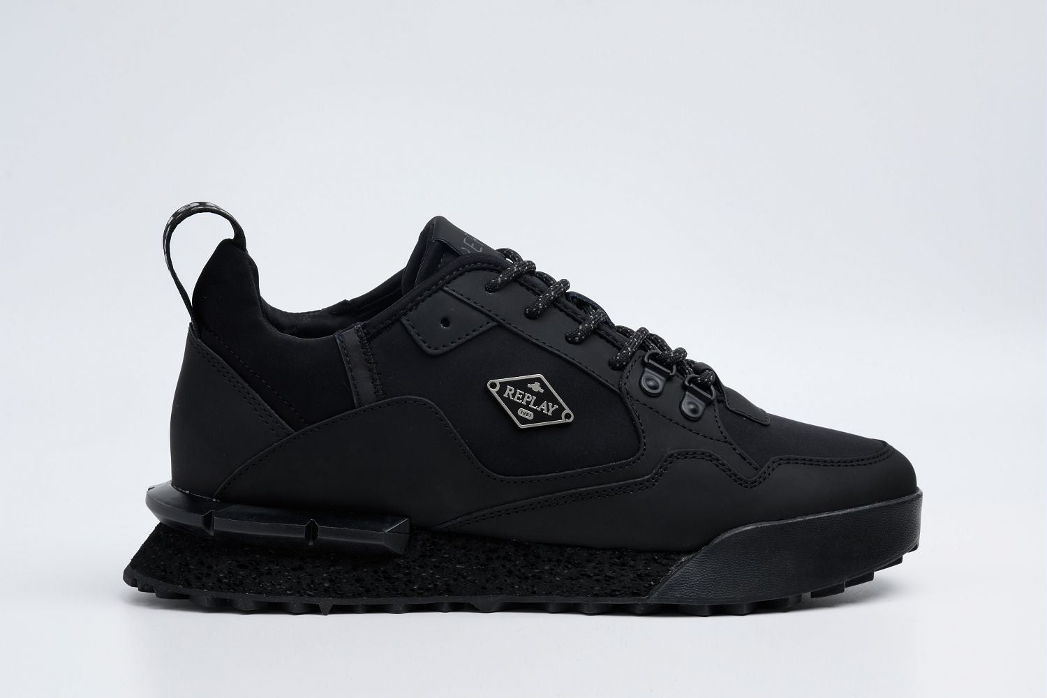 FIELD SPEED RHOMBUS LACE-UP SNEAKERS | BLK RS1P0067L
